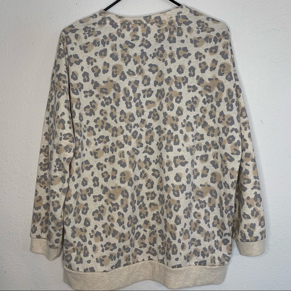 Olive + Oak leopard print sweatshirt - Picture 3 of 3